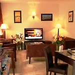 Capitole Hotel Beausoleil
