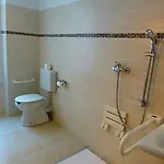 מלון Capitole בוסוליי