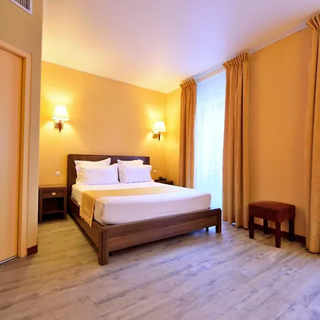 Capitole 3*