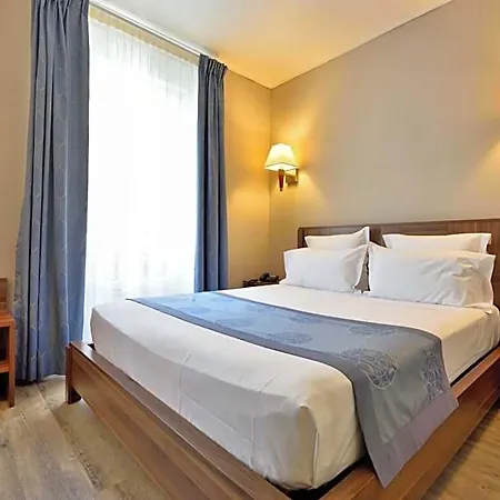 Hotel Capitole Beausoleil