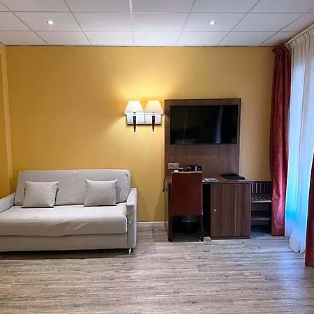 Capitole Hotel