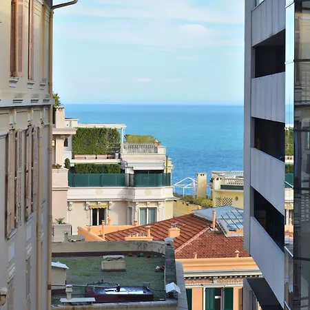 Capitole Hotel 3*