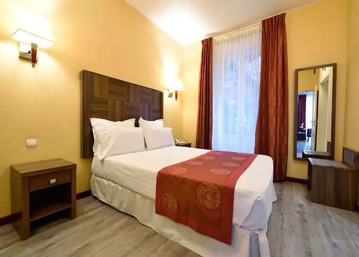 Hotel Capitole Beausoleil