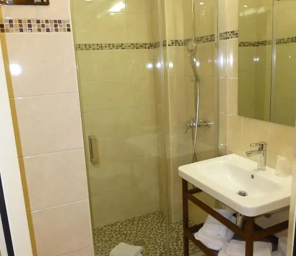 Hotel Capitole Beausoleil