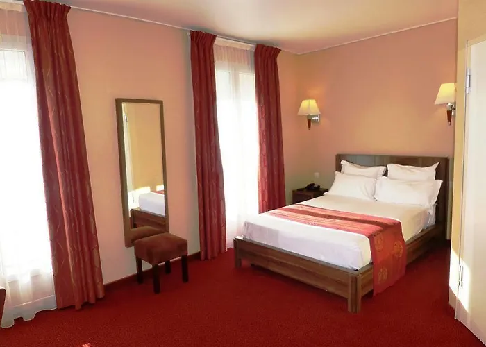 Hotel Capitole 3*